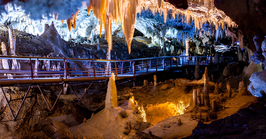 Cueva El Soplao